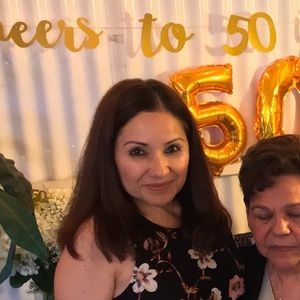 Meet your Posher, Leticia